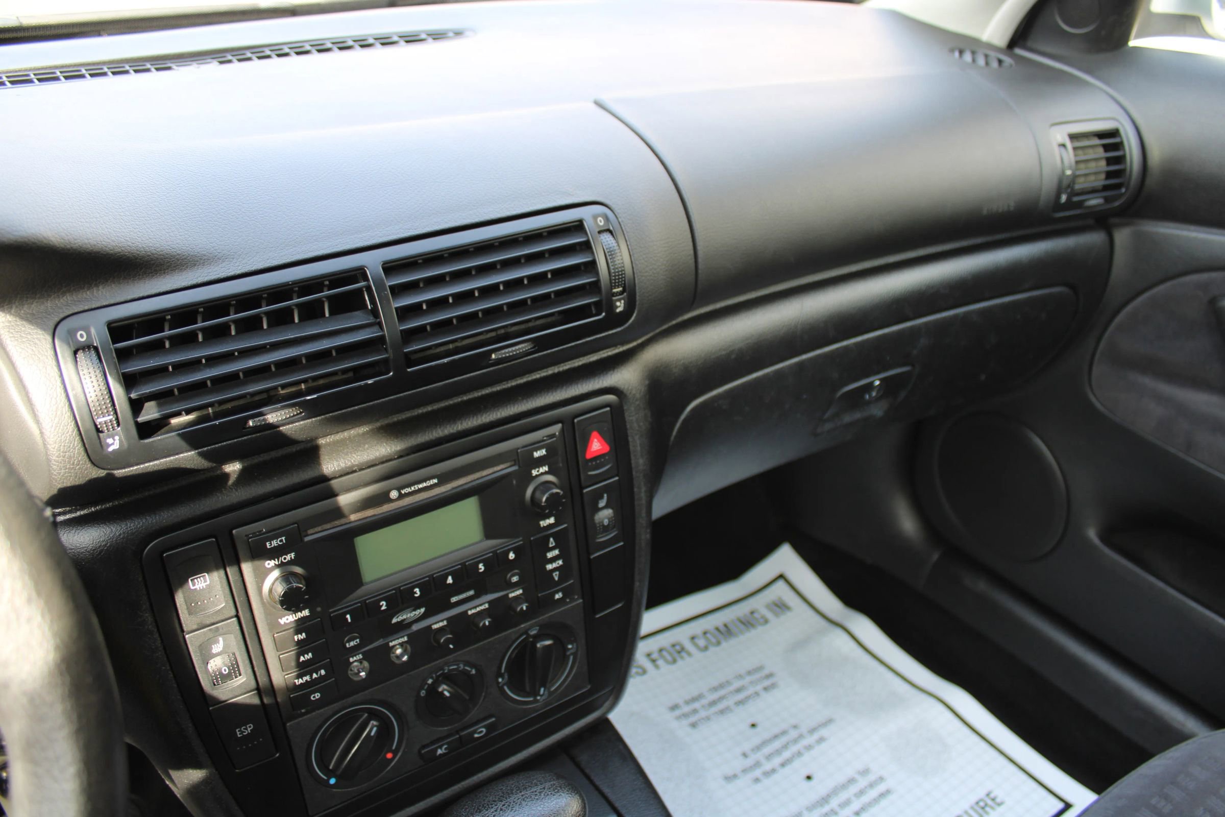 Used 2004 Volkswagen Passat GLS image 12