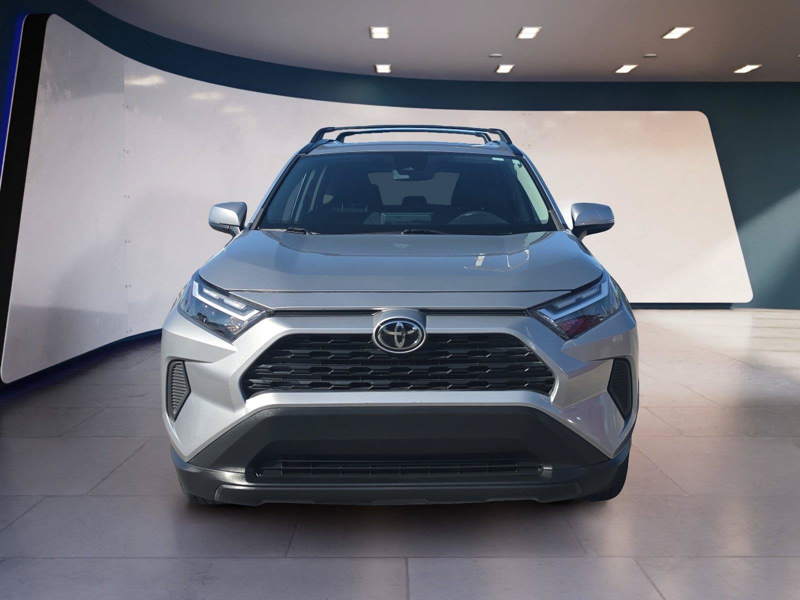 Used 2023 Toyota RAV4 XLE w/ Convenience Package FWD image 8