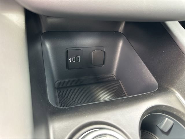 New 2026 Ford Explorer Active RWD image 30