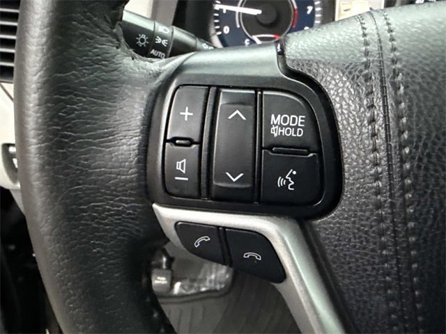 Used 2020 Toyota Sienna XLE image 21
