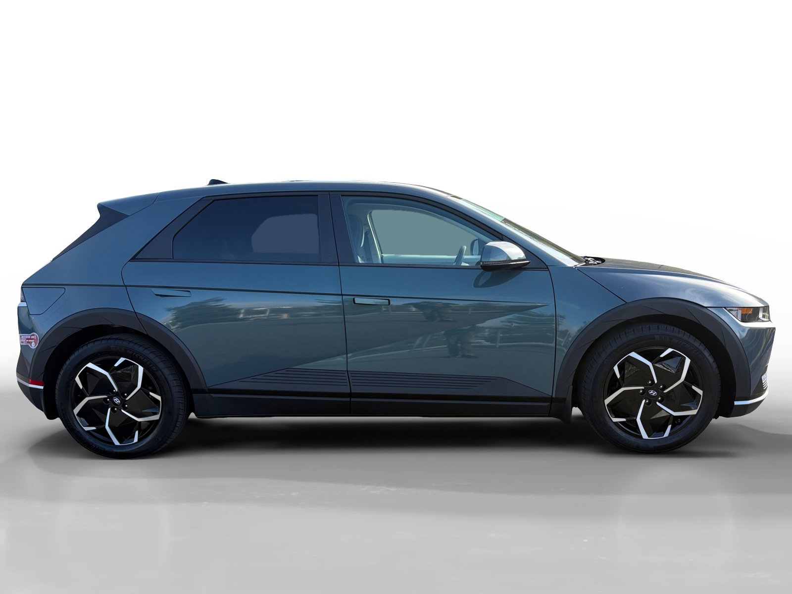 Used 2024 Hyundai Ioniq 5 SE image 6