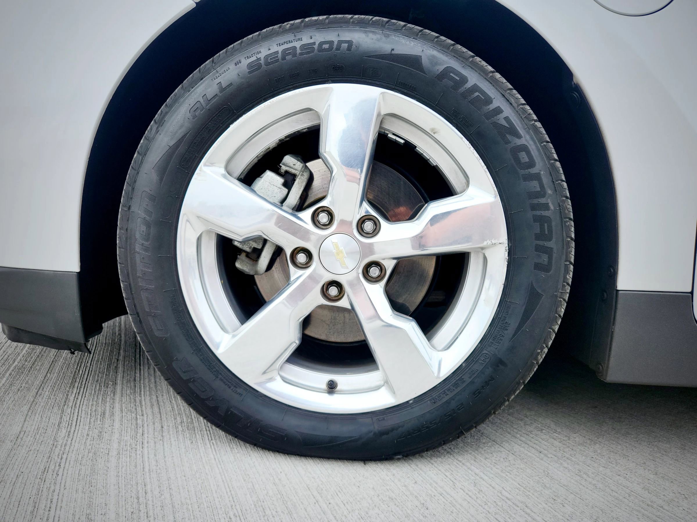 Used 2015 Chevrolet Volt Premium w/ Premium Trim Package FWD image 11