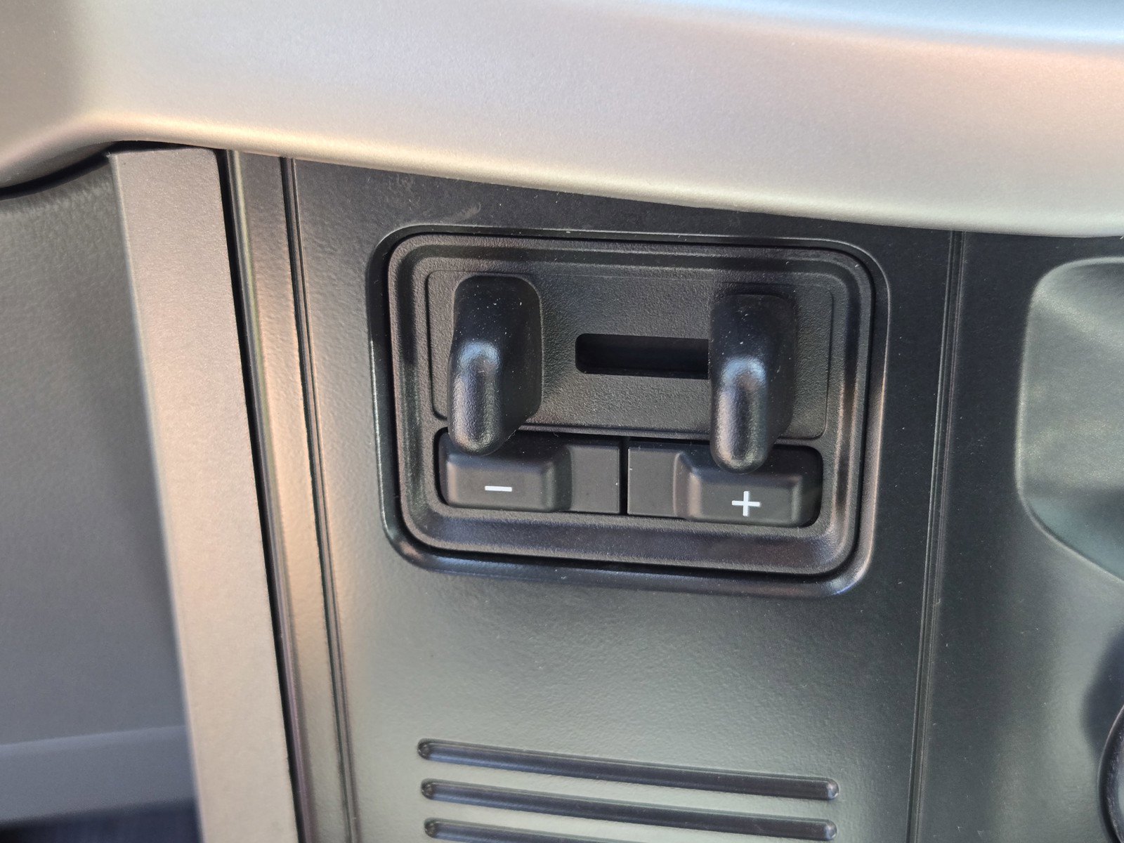 Used 2022 Ford F150 Lightning Pro w/ Tow Technology Package image 19