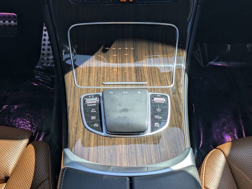 Used 2022 Mercedes-Benz GLC 300 image 19