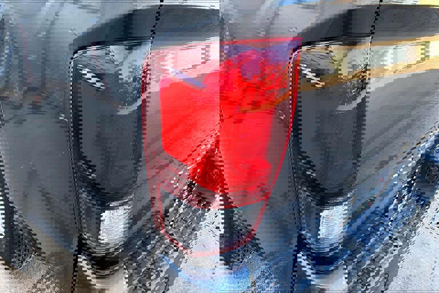 Used 2019 Toyota Tacoma SR w/ SR Convenience Package image 28