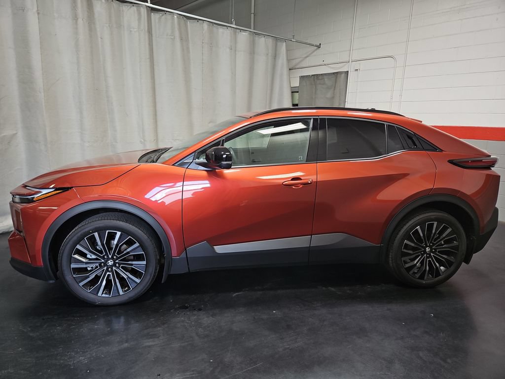 New 2026 Toyota C-HR AWD/4WD image 5