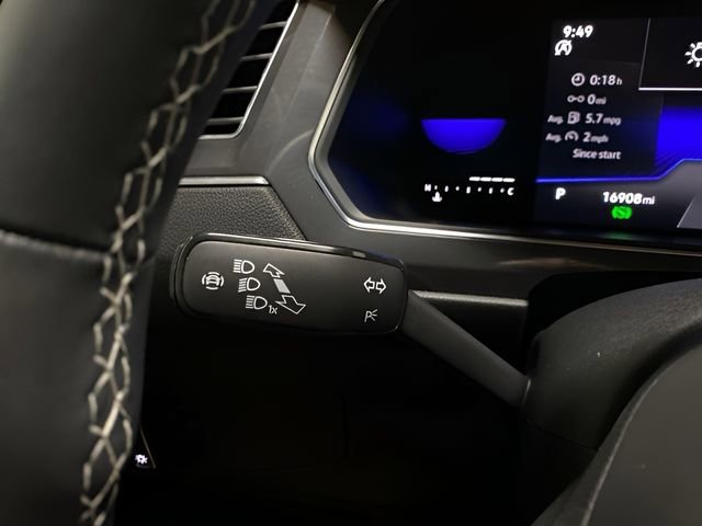 Used 2022 Volkswagen Tiguan SE FWD image 30