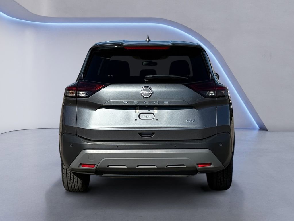 Used 2023 Nissan Rogue SV image 4