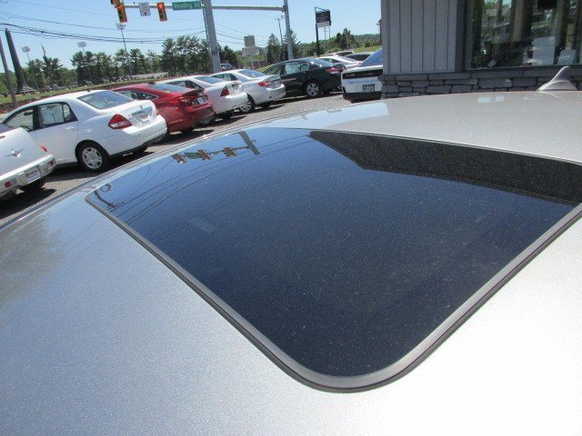 Used 2012 Hyundai Elantra Limited FWD image 10