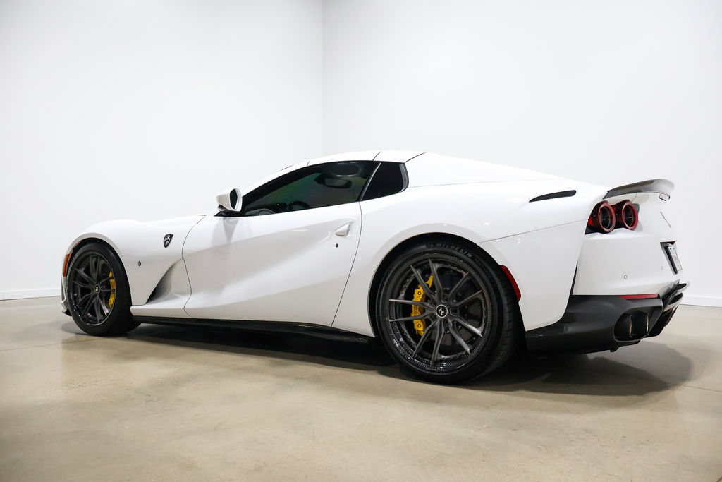Used 2022 Ferrari 812 GTS RWD image 29