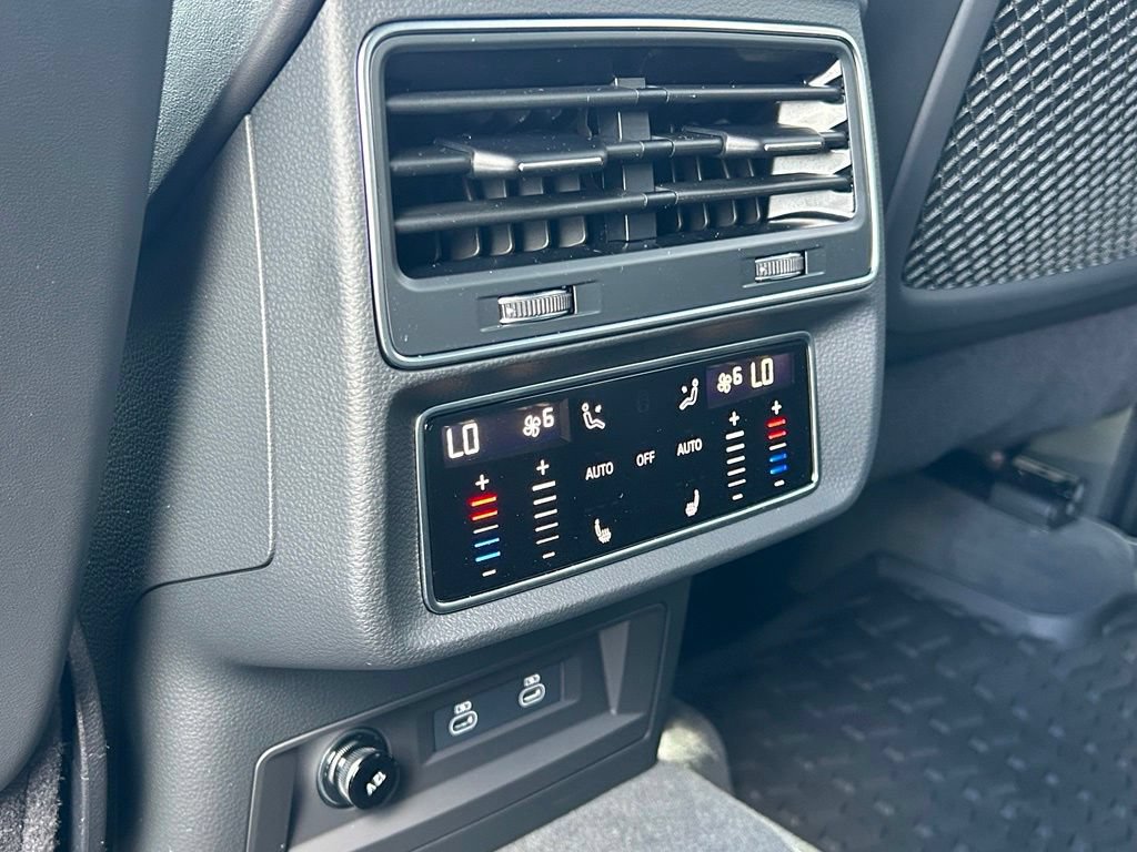 New 2026 Audi Q7 Premium Plus AWD/4WD image 53