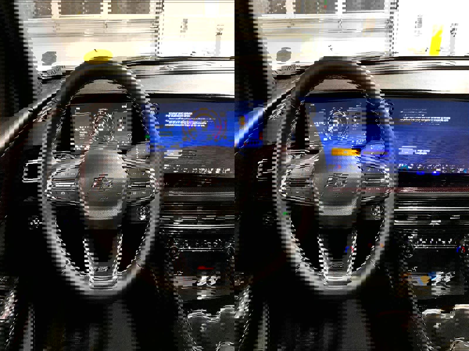 Used 2025 Chevrolet Traverse Z71 w/ Driver Confidence Package image 18