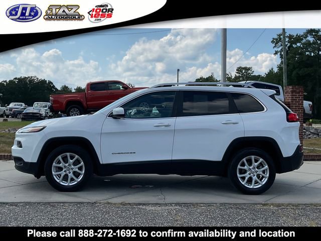 Used 2018 Jeep Cherokee Latitude FWD image 4