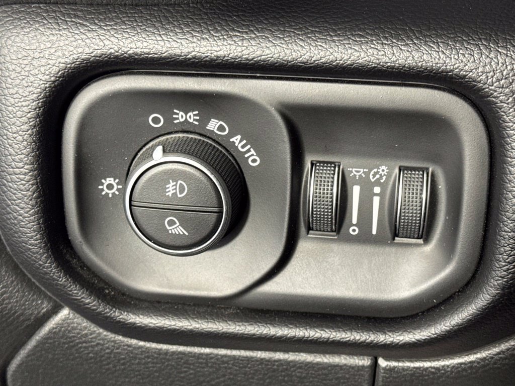 Certified 2026 RAM 2500 Laramie AWD/4WD image 26