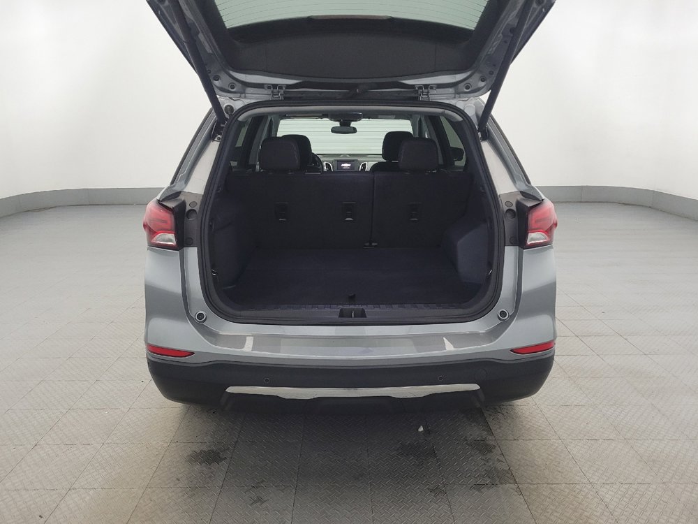 Used 2023 Chevrolet Equinox LT w/ Driver Convenience Package image 29