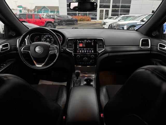 Used 2020 Jeep Grand Cherokee Altitude image 23