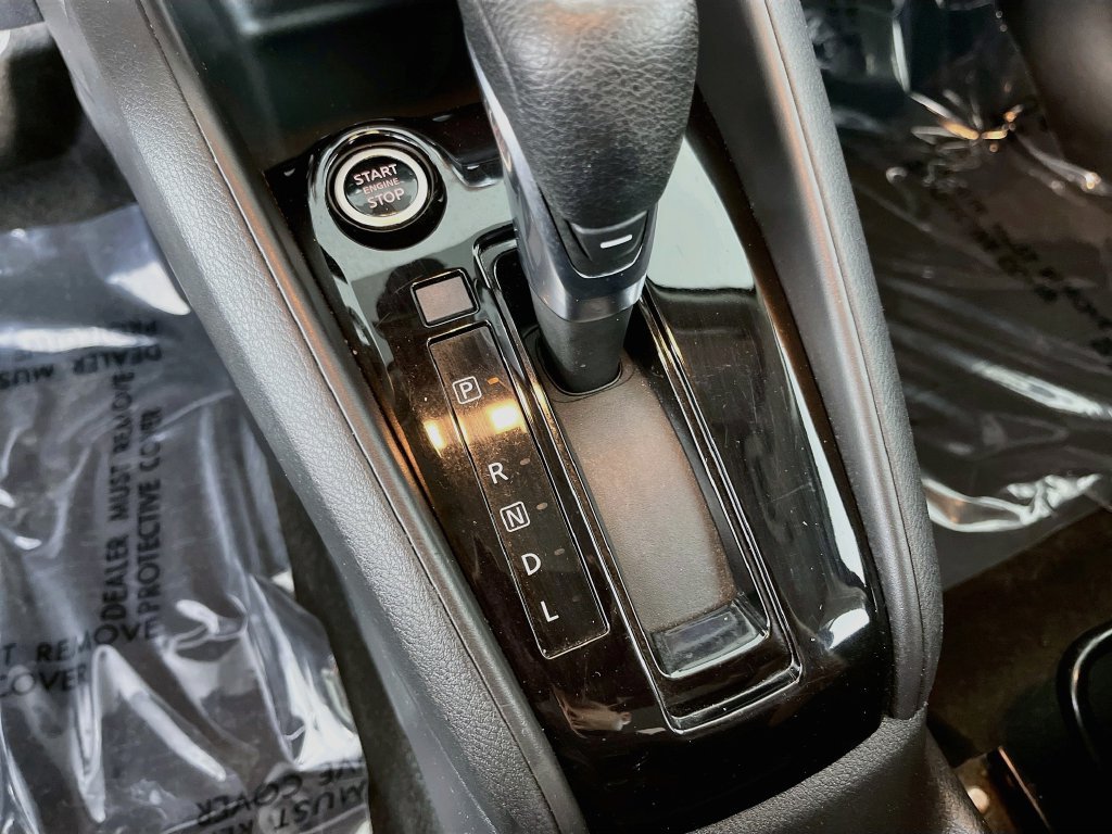 Used 2022 Nissan Kicks S FWD image 21