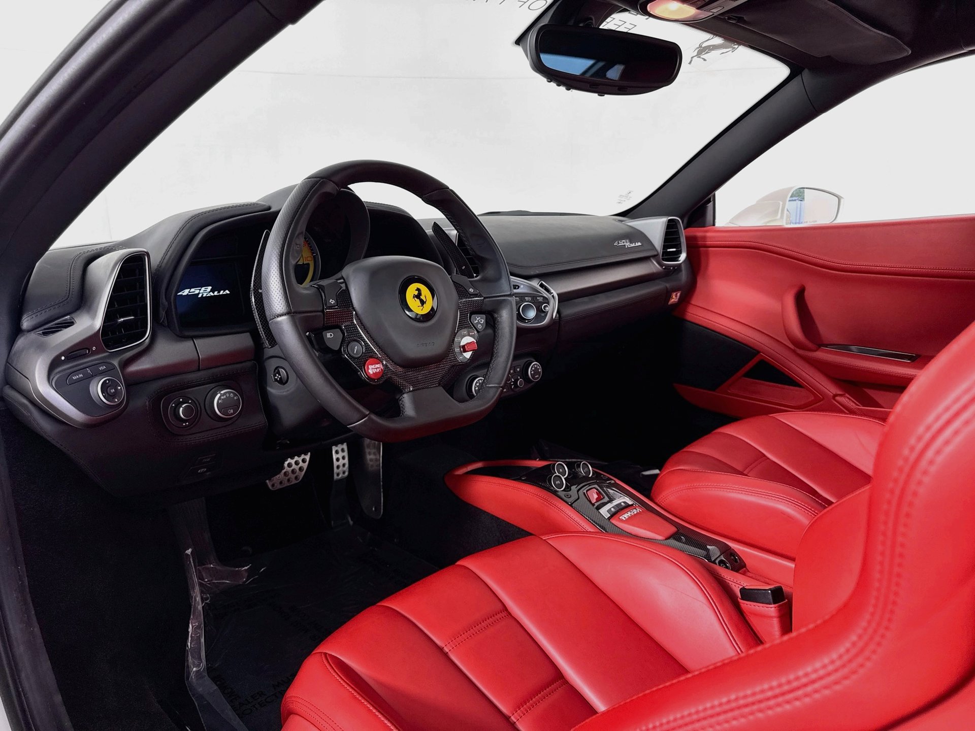 Certified 2014 Ferrari 458 Italia Coupe RWD image 19
