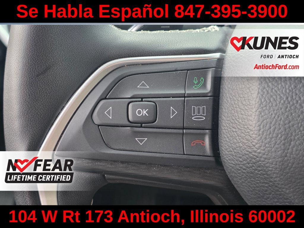 Used 2025 Jeep Grand Cherokee Altitude AWD/4WD image 33