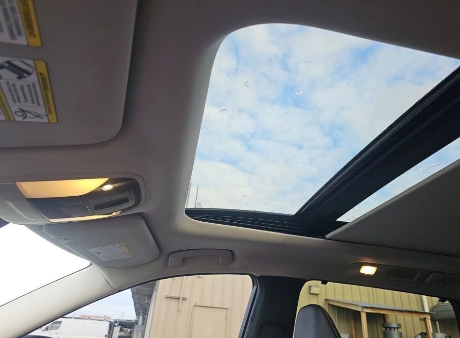 Used 2023 INFINITI QX60 Luxe w/ Performance Audio Package image 12