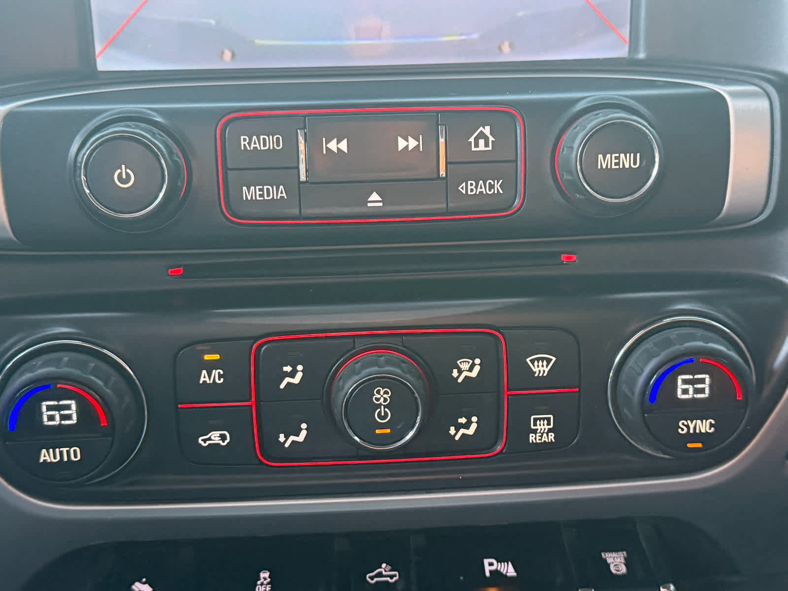 Used 2015 GMC Sierra 3500 SLT w/ Duramax Plus Package image 15