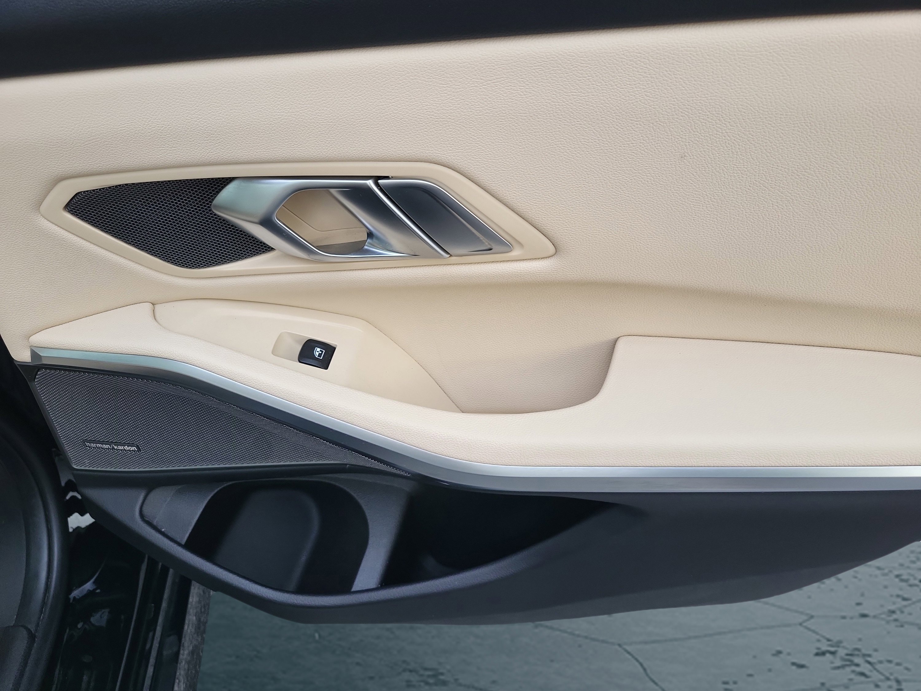 Used 2019 BMW 330i xDrive Sedan AWD/4WD image 15