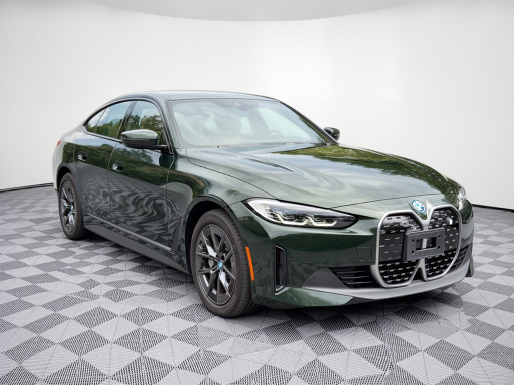 Used 2023 BMW i4 eDrive35 w/ Premium Package RWD image 7