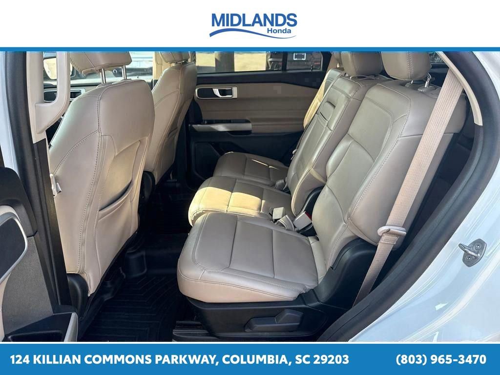 Used 2023 Ford Explorer XLT w/ Equipment Group 202A RWD image 36