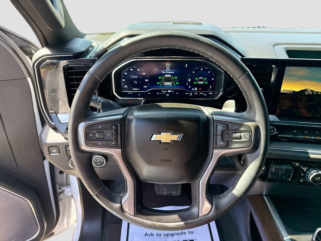 Used 2023 Chevrolet Silverado 1500 High Country w/ Technology Package AWD/4WD image 14