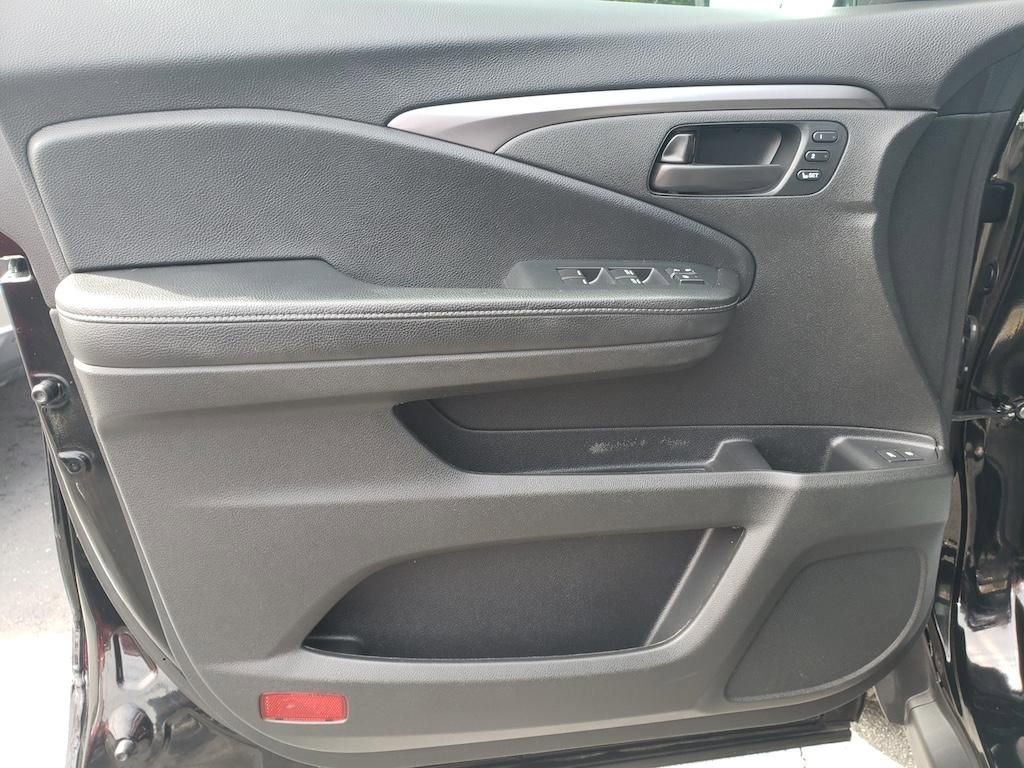 Used 2023 Honda Passport EX-L image 17