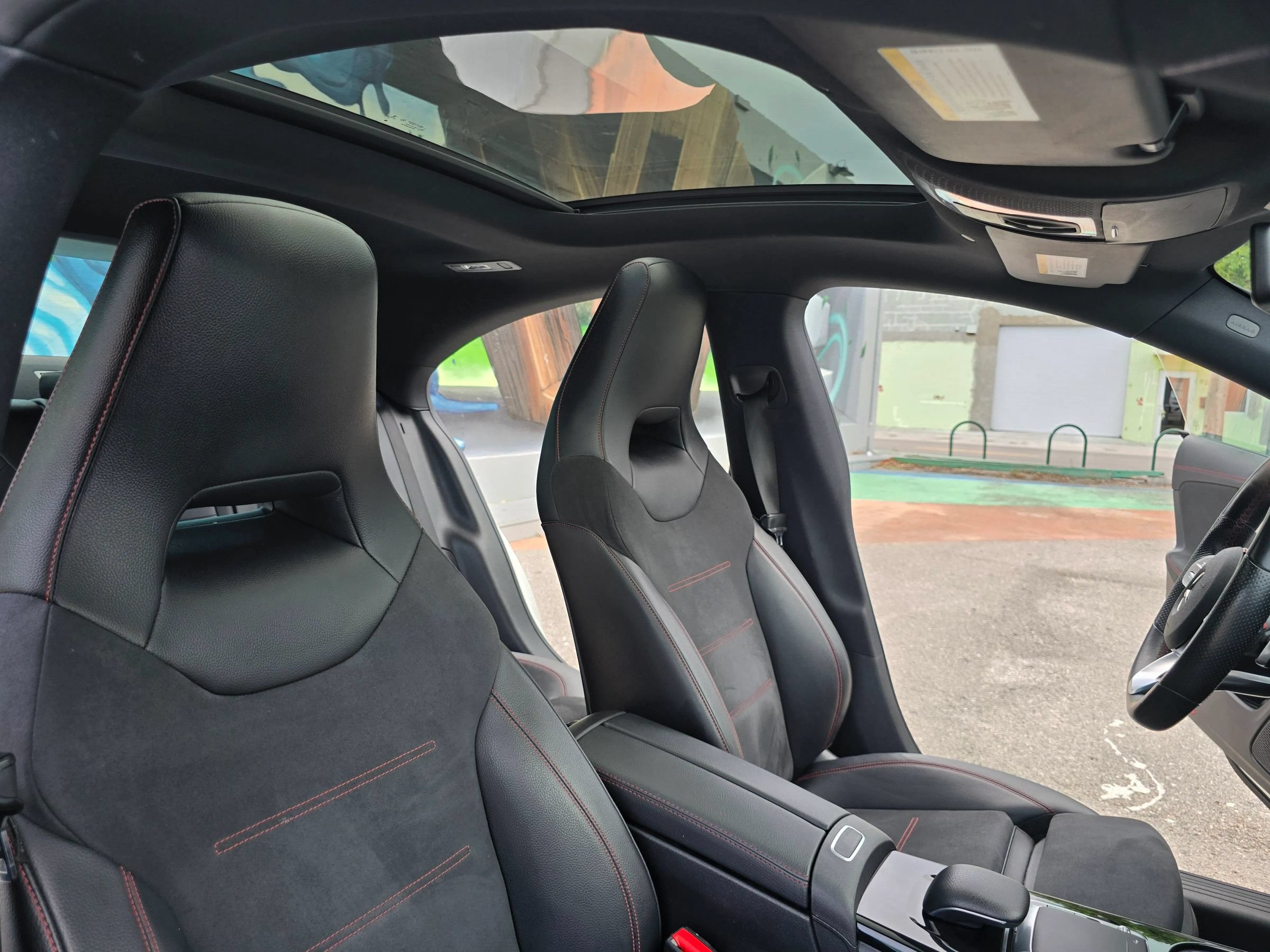 Used 2020 Mercedes-Benz CLA 250 image 32