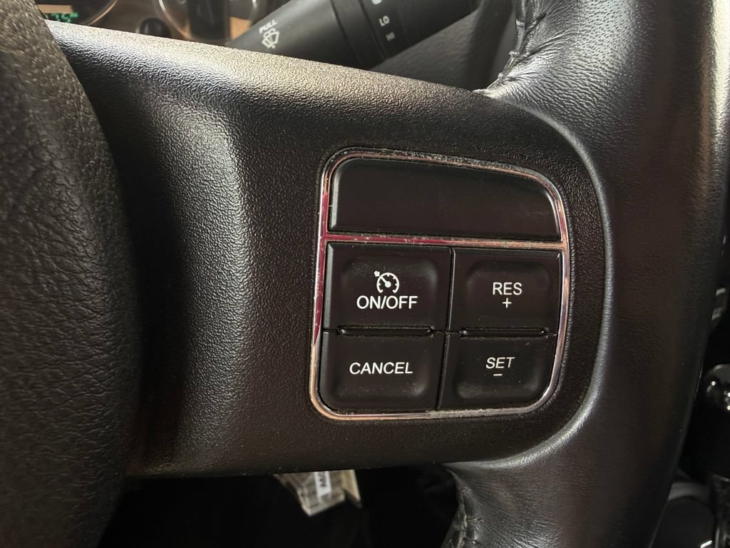 Used 2015 Jeep Wrangler Rubicon w/ Power Convenience Group AWD/4WD image 22
