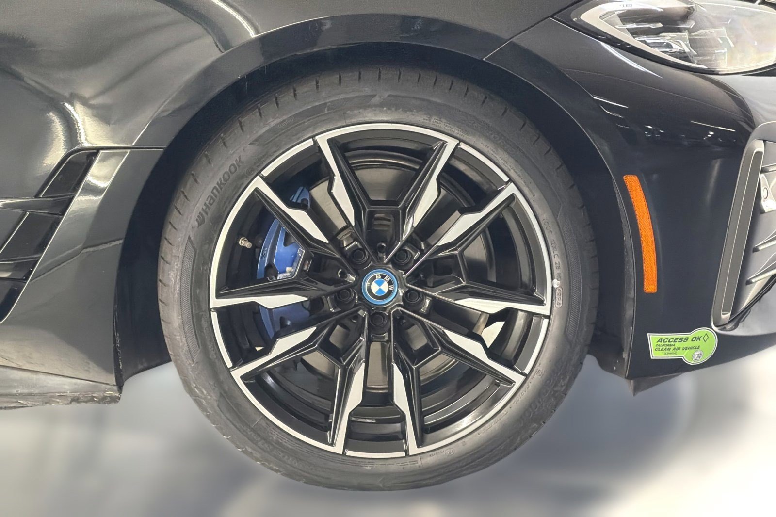 Used 2023 BMW i4 M50 w/ Premium Package AWD/4WD image 11