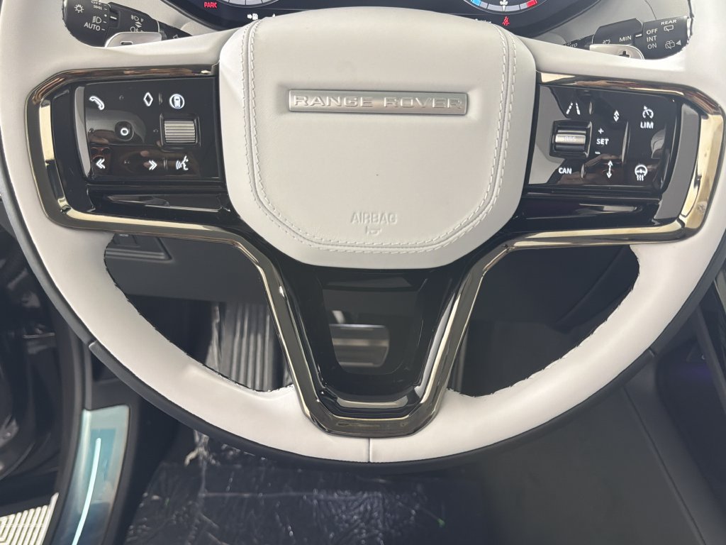 New 2027 Land Rover Range Rover Sport Dynamic SE AWD/4WD image 25