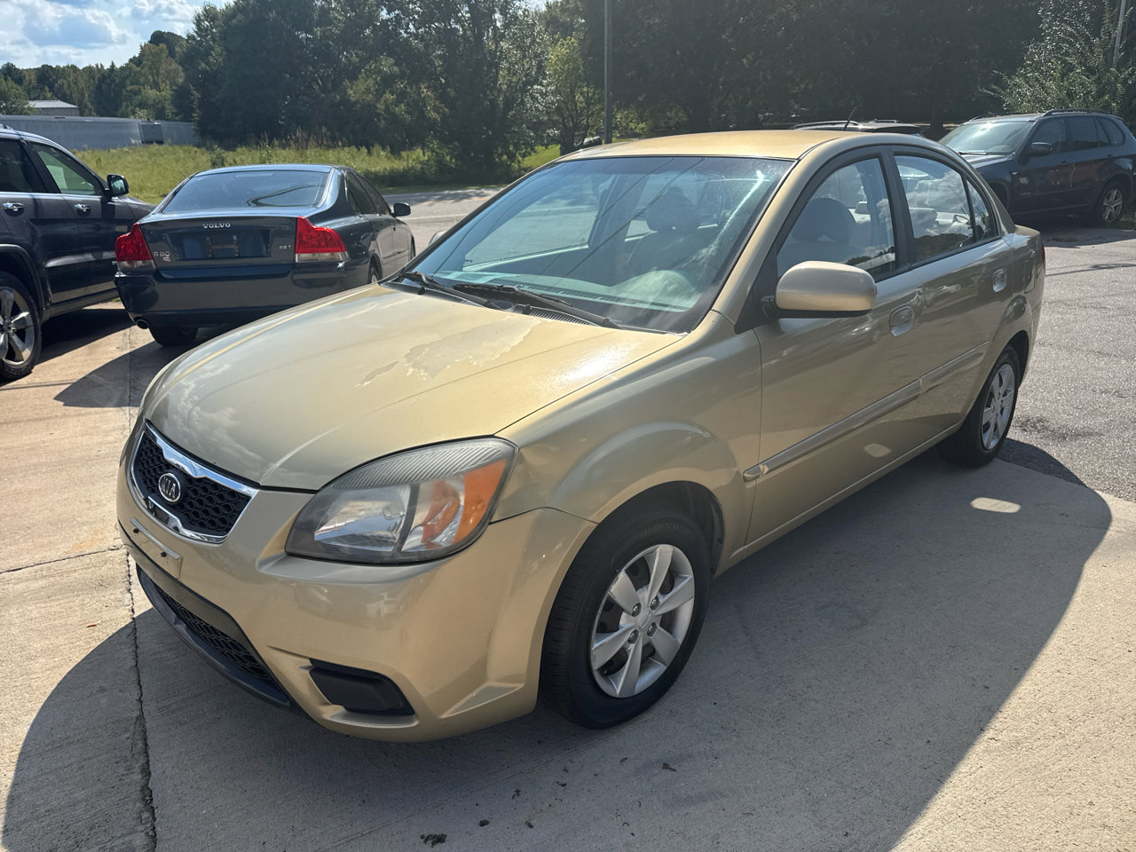 Used 2010 Kia Rio LX image 2