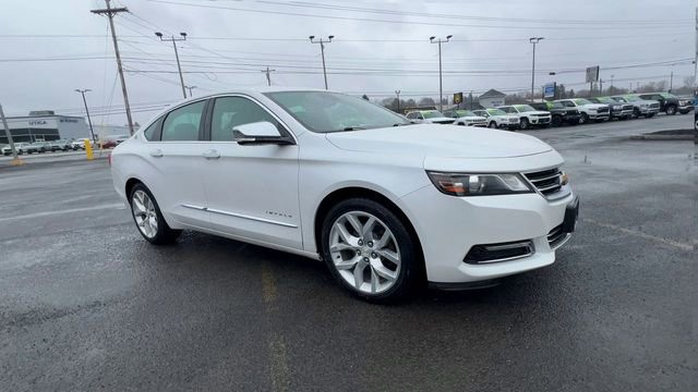 Used 2017 Chevrolet Impala Premier w/ Enhanced Convenience Package FWD image 2