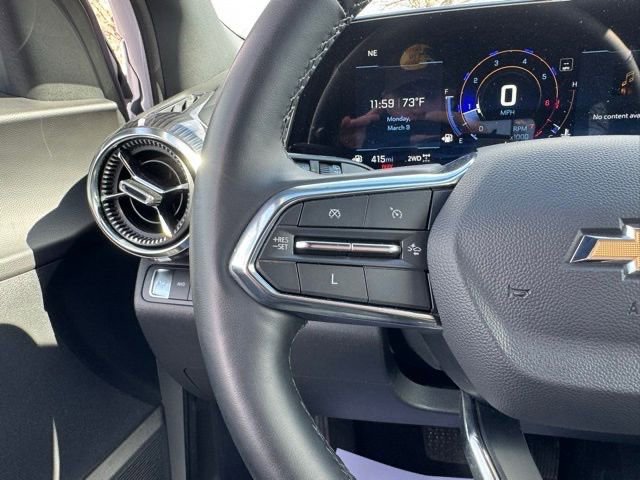 Used 2025 Chevrolet Equinox LT AWD/4WD image 15