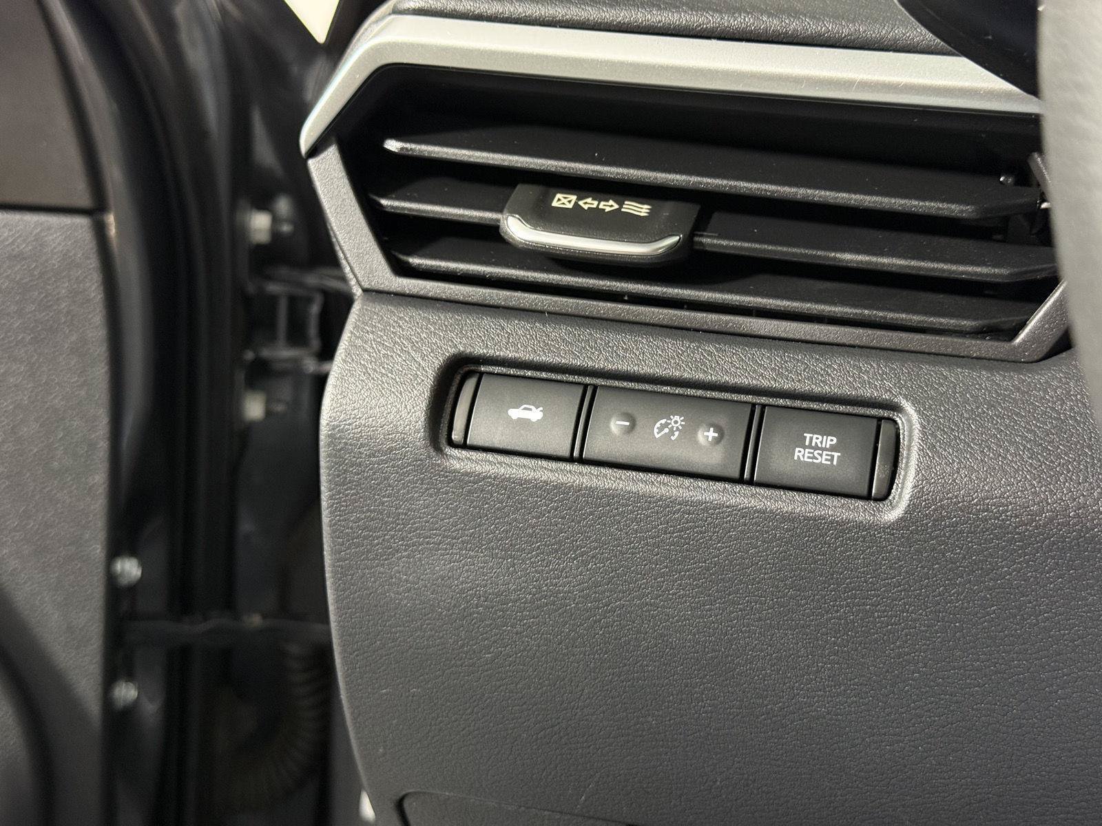 Used 2021 Nissan Altima 2.5 S FWD image 15