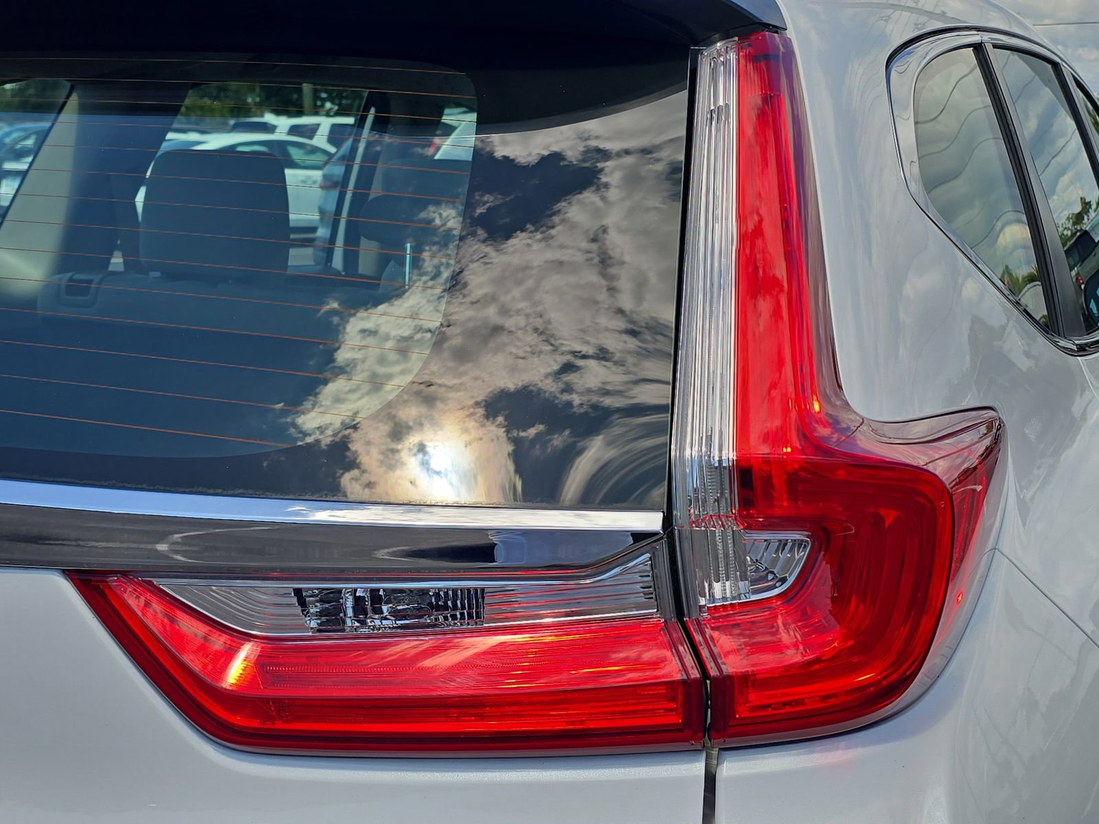 Used 2019 Honda CR-V LX image 8