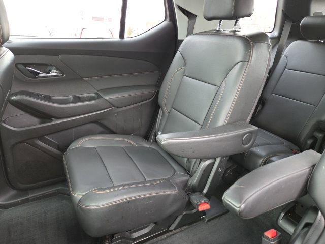 Used 2021 Chevrolet Traverse RS w/ LPO, Floor Liner Package image 23