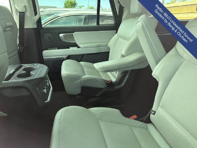 Used 2025 Ford Expedition Max Platinum w/ Driver's Package AWD/4WD image 10