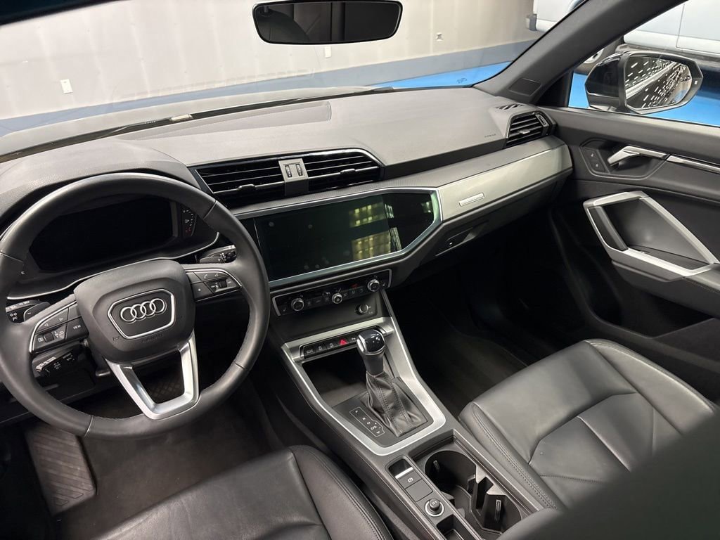 Used 2025 Audi Q3 2.0T Premium AWD/4WD image 21