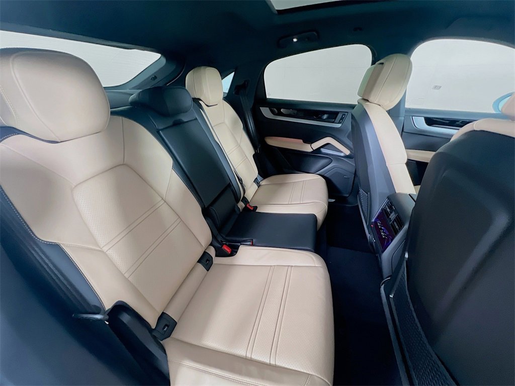 New 2026 Porsche Cayenne E-Hybrid Coupe image 29