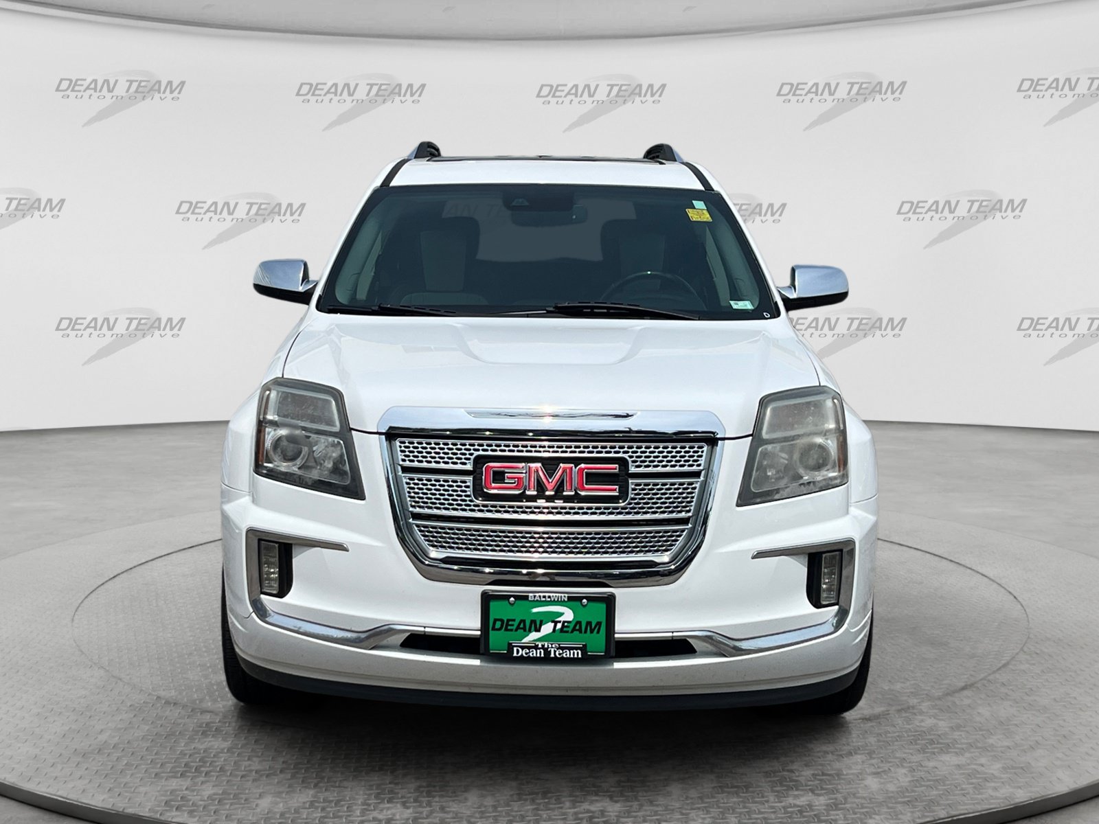 Used 2017 GMC Terrain Denali AWD/4WD image 2