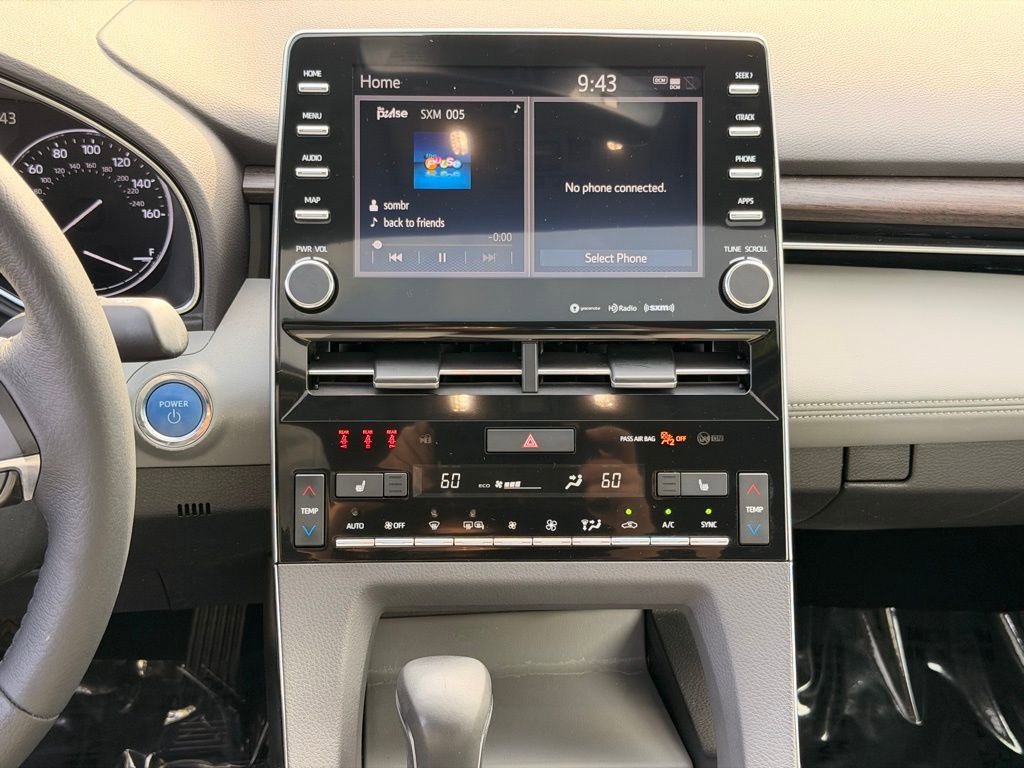Used 2021 Toyota Avalon XLE w/ Moonroof Package FWD image 15