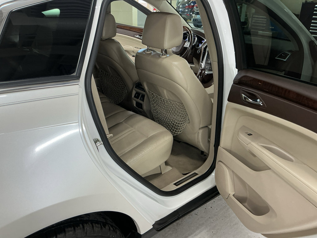 Used 2010 Cadillac SRX Premium image 14
