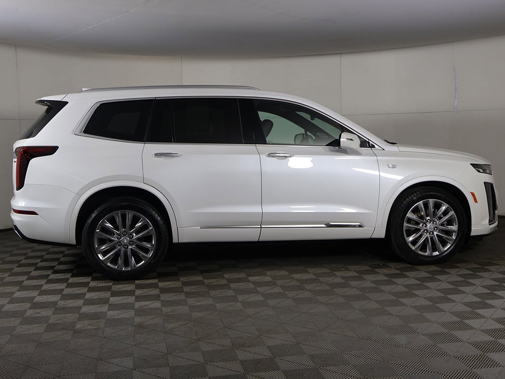Used 2024 Cadillac XT6 Premium Luxury w/ LPO, Floor Liner Package image 21