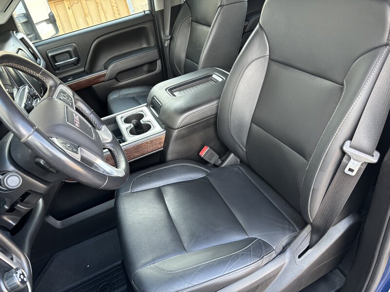 Used 2018 GMC Sierra 3500 SLT AWD/4WD image 15