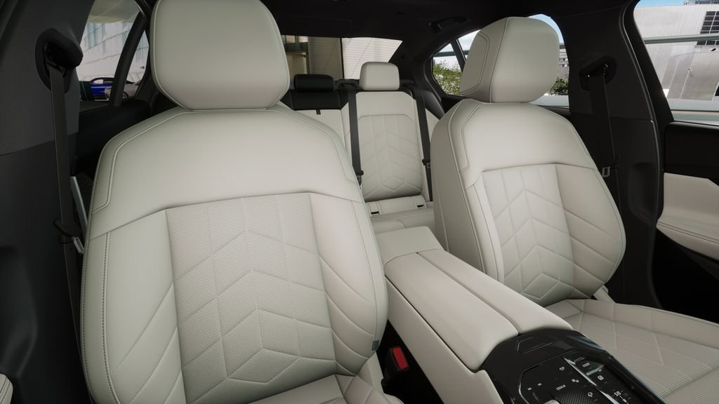 New 2026 BMW 530i xDrive w/ Premium Package image 11