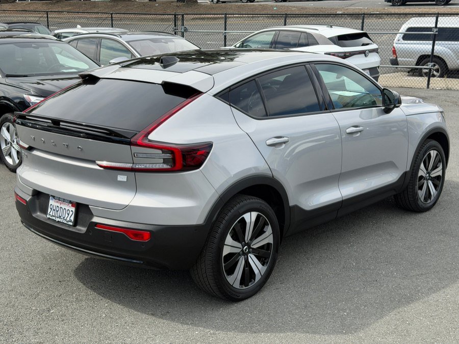 Used 2023 Volvo C40 P8 Recharge Plus w/ Protection Package Premier AWD/4WD image 5